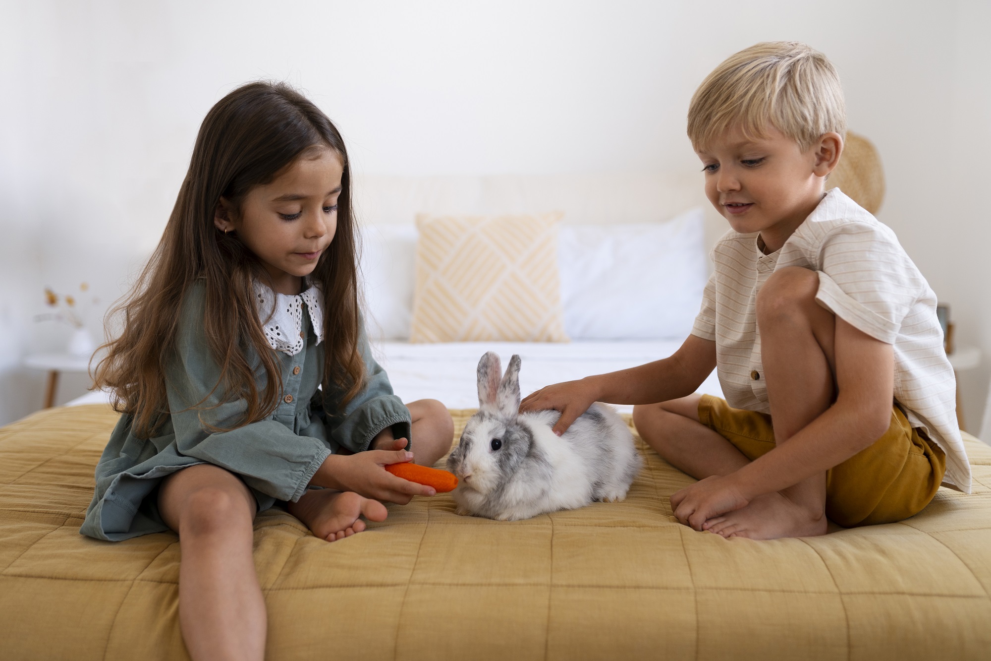 portrait-young-kids-with-their-pet-dog